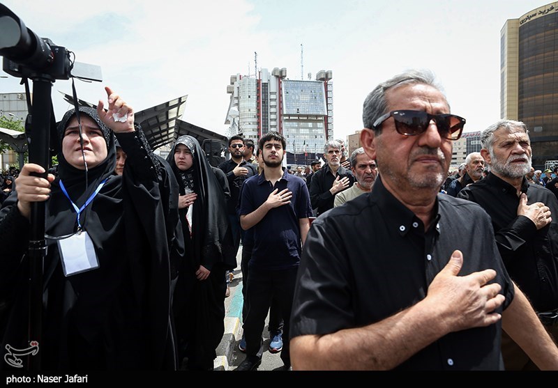 اجتماع صادقیون در فلکه دوم صادقیه