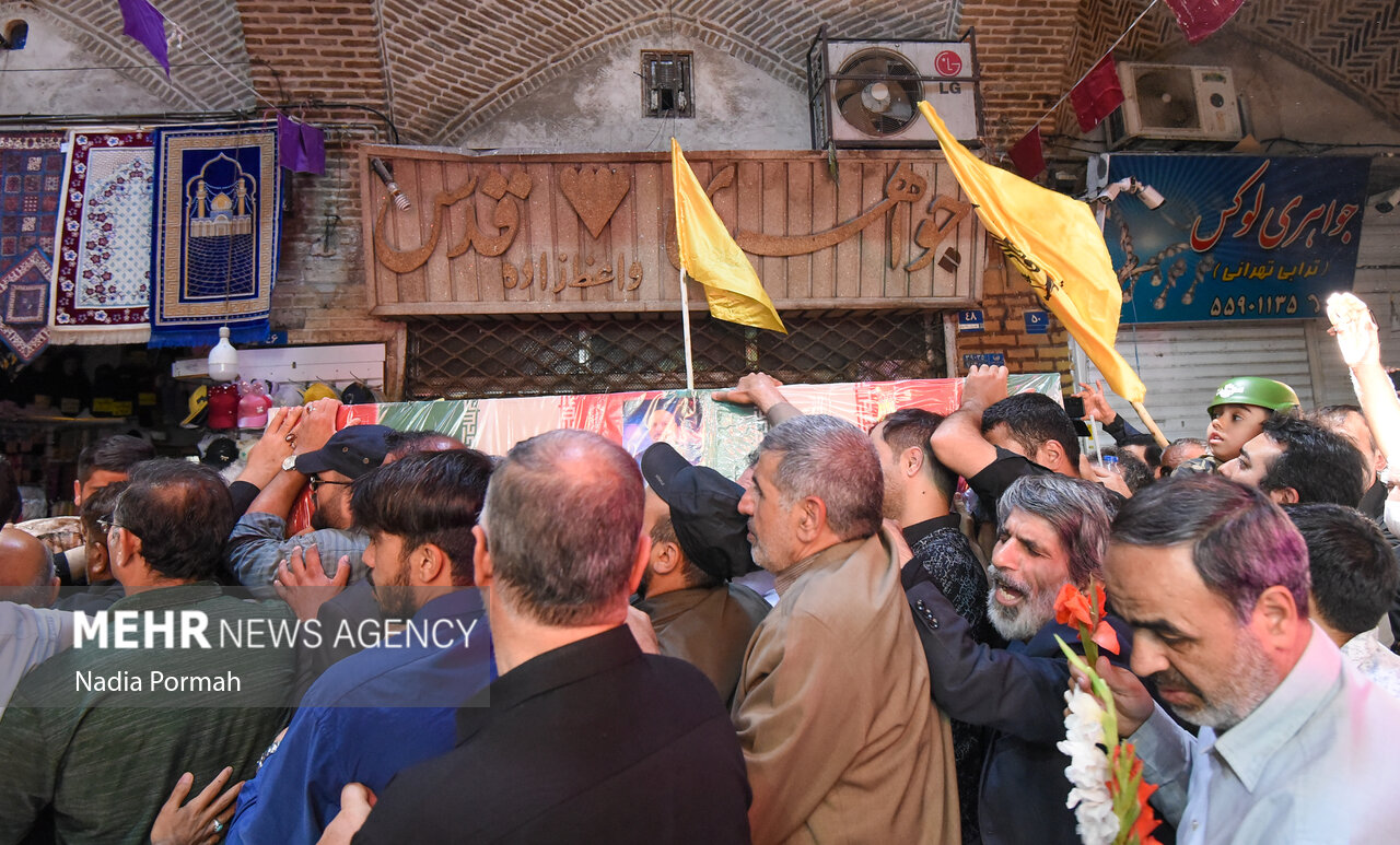 تشییع پیکر شهید مدافع حرم «سعید آبیار»