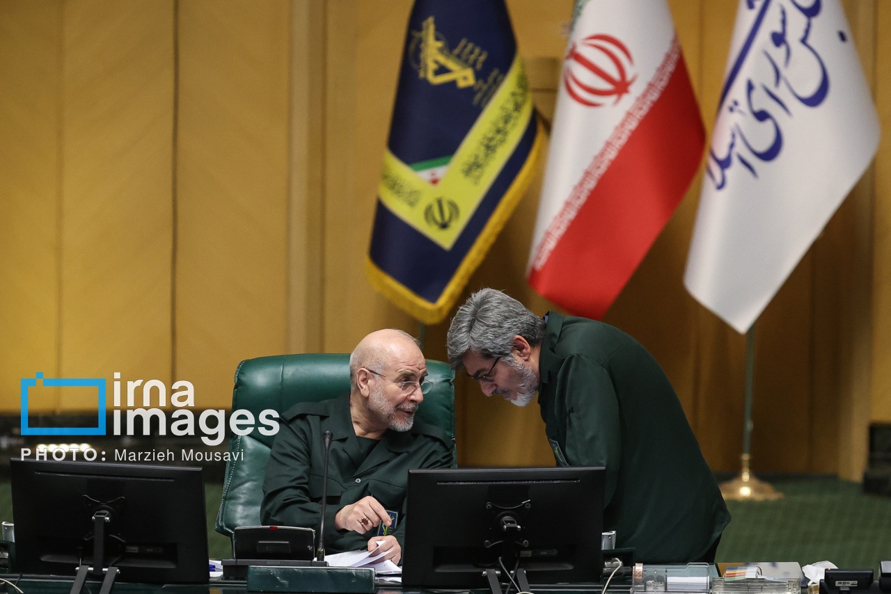 مراسم سالروز ورود امام خمینی(ره) به کشور