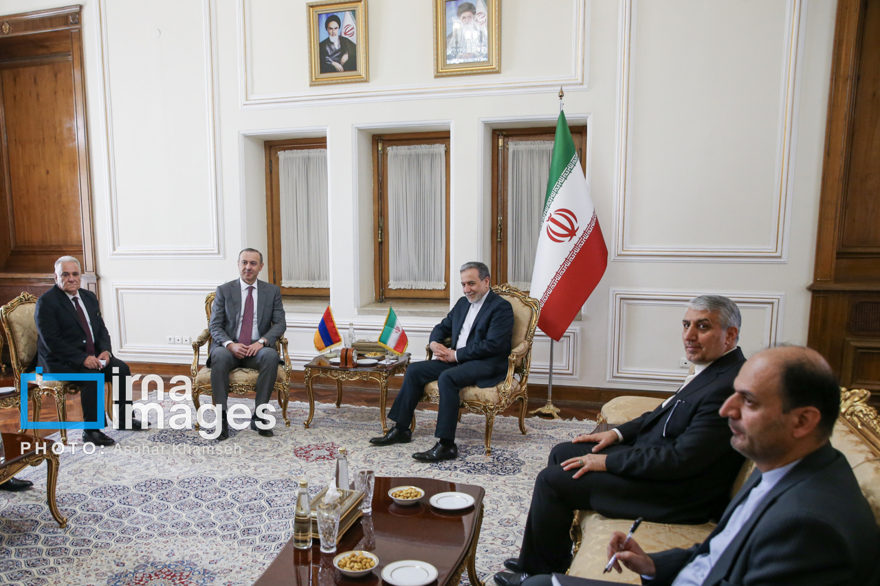 دیدارهای وزیر امور خارجه - ۲۷ اردیبهشت ۱۴۰۴