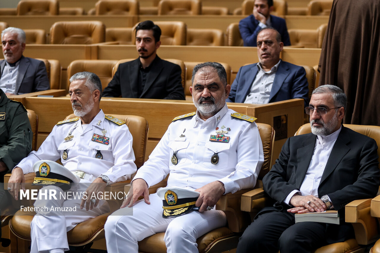 مراسم پاسداشت شهدای خدمت