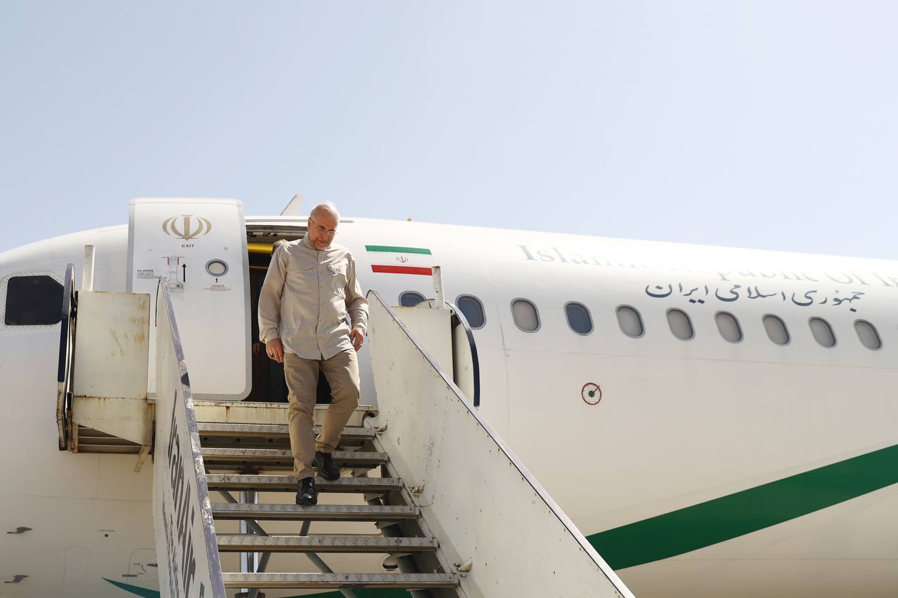 استقبال از قالیباف در فرودگاه سمنان