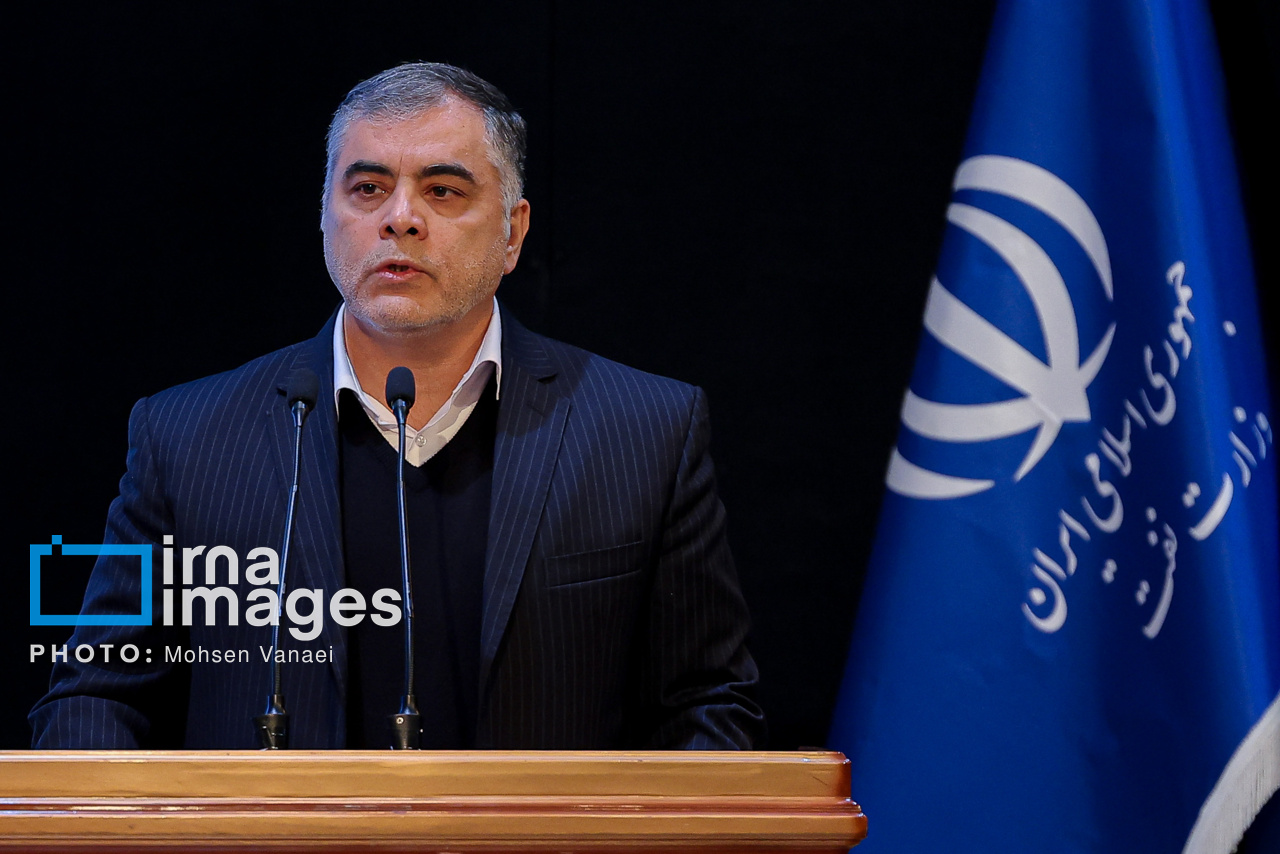 امضای قراردادهای میدان گازی مشترک پارس جنوبی