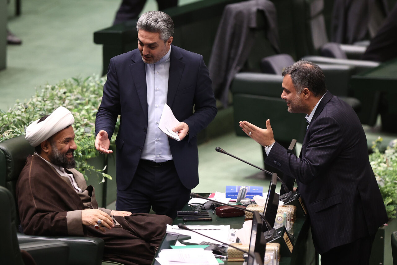 نشست علنی نوبت عصر سه شنبه ۲۸ بهمن ماه مجلس