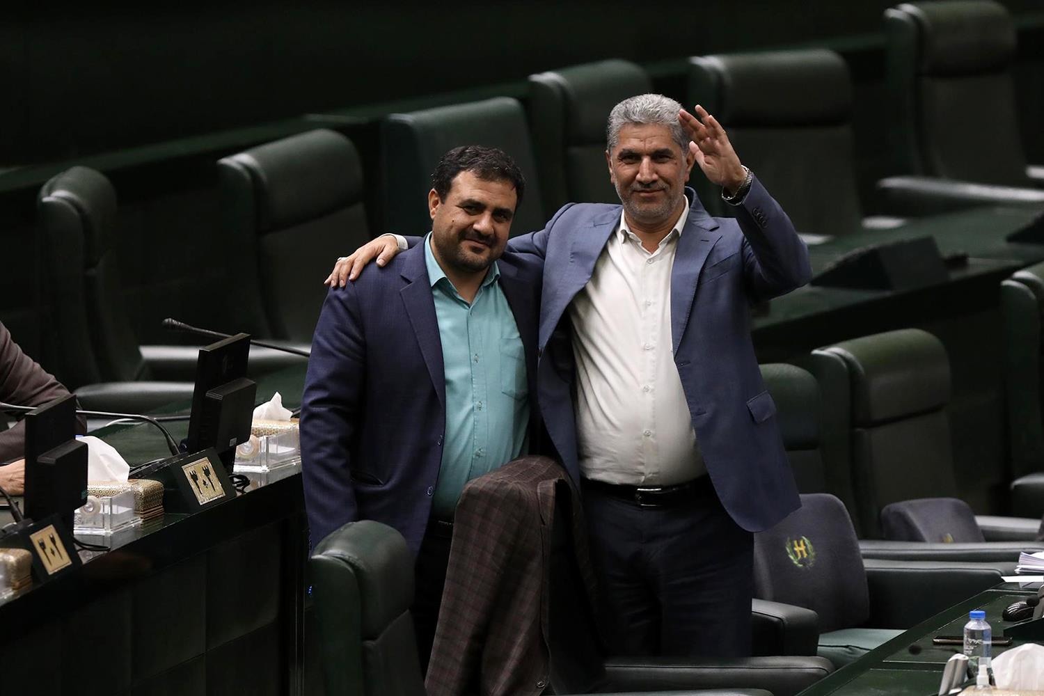 چهل و یکمین نشست بررسی برنامه هفتم توسعه در صحن علنی مجلس شورای اسلامی