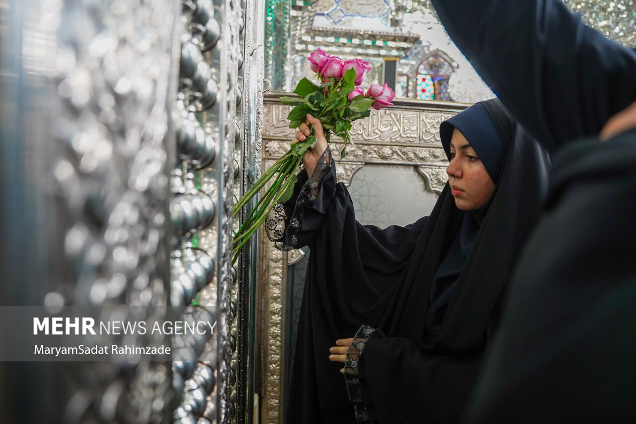 جشن روز دختر در حرم مطهر حضرت شاهچراغ 