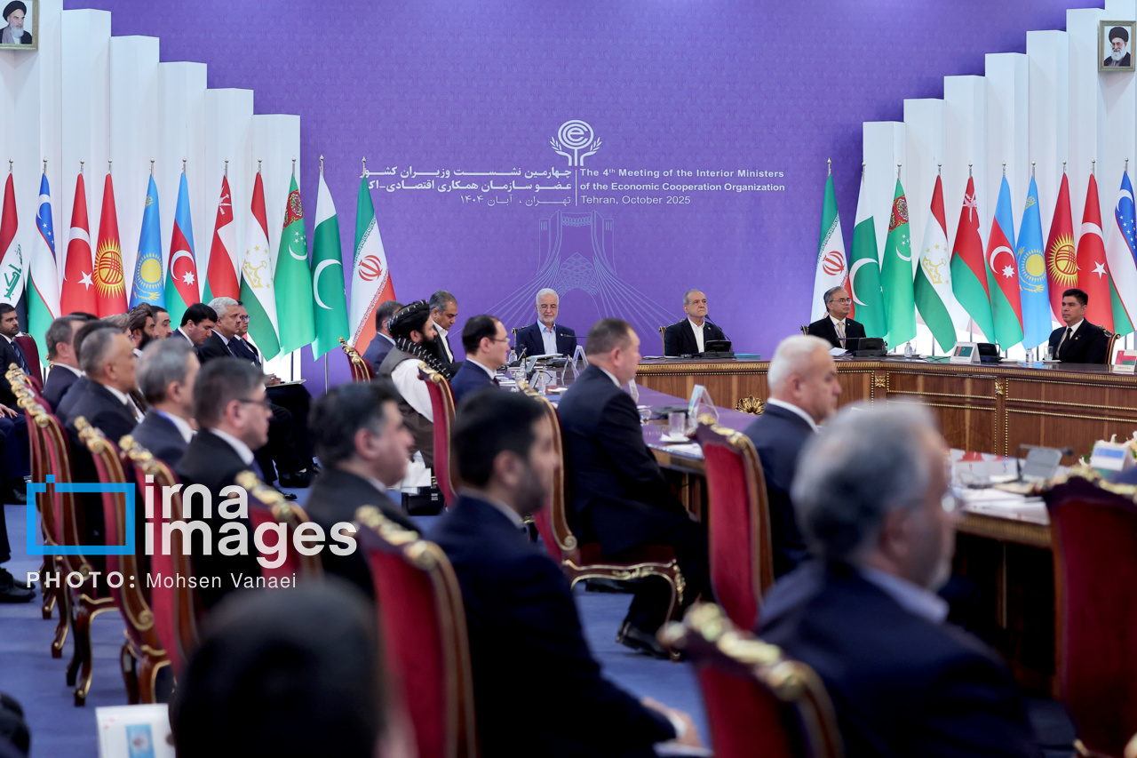 پزشکیان در نشست وزیران «اکو»