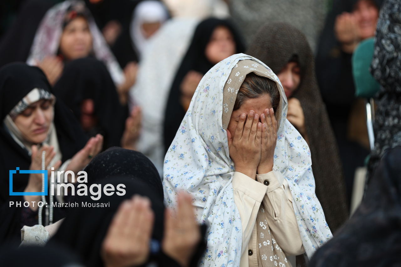 اقامه نماز باران - امامزاده صالح (ع)