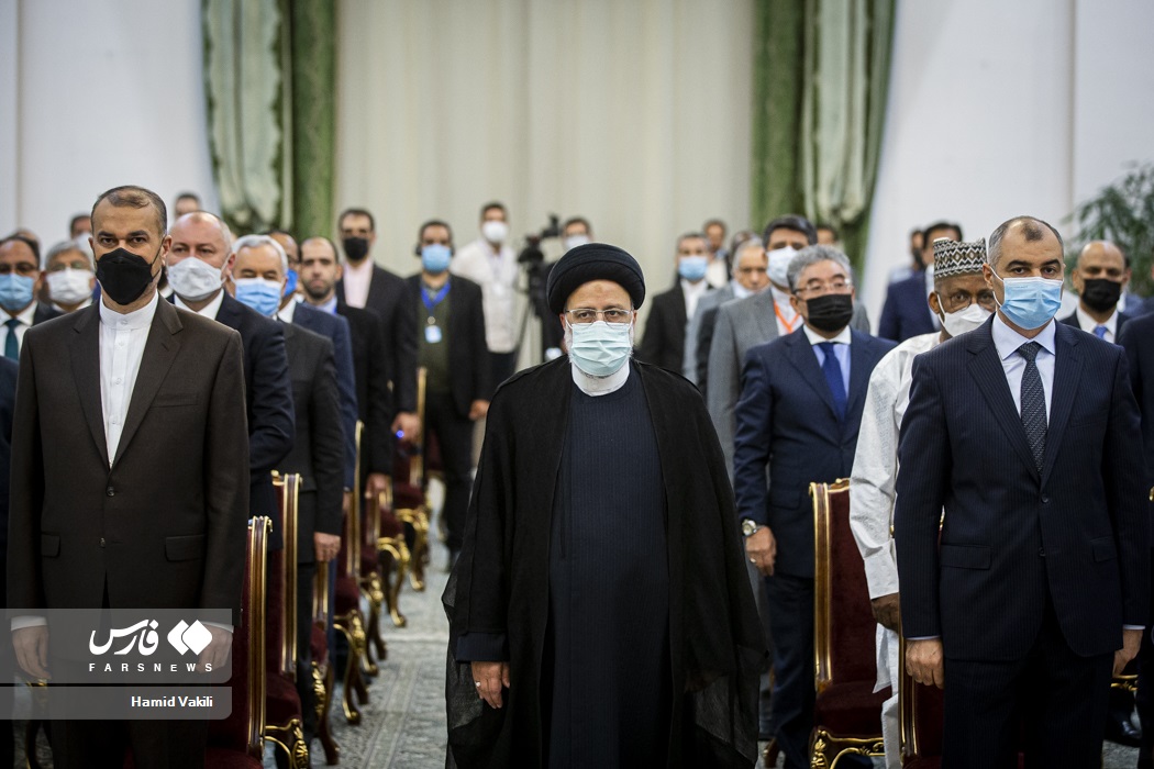 دیدار سفرا و روسای نمایندگی های کشورهای اسلامی با رئیس جمهور