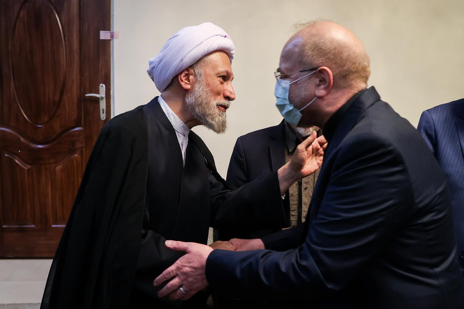 جلسه شورای تأمین استان فارس با حضور قالیباف