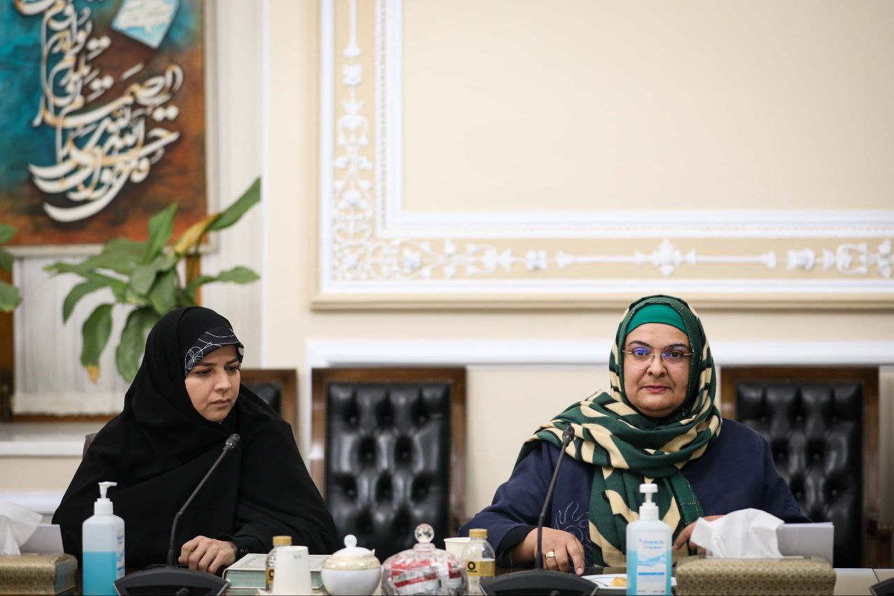 دیدار اعضای فراکسیون زنان و خانواده مجلس با قالیباف