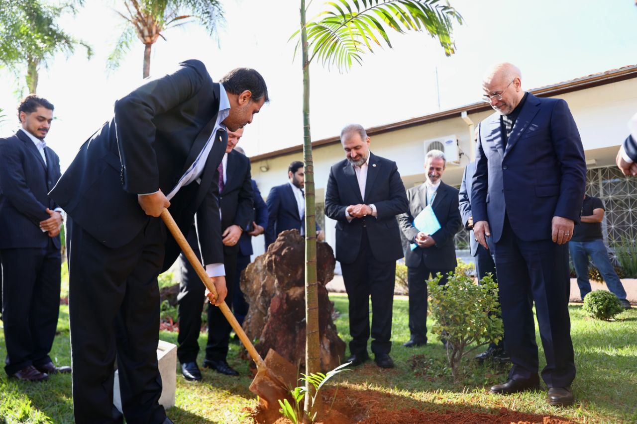 وزیر کشاورزی برزیل با محمدباقرقالیباف