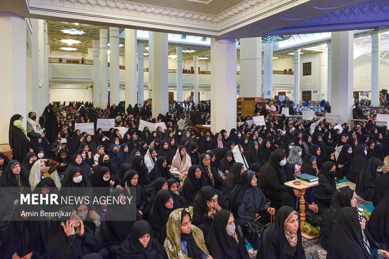 مراسم چهلمین روز شهدای شاهچراغ(ع) با حضور رئیس مجلس