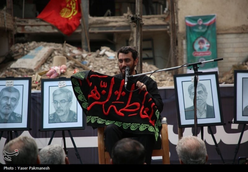 مداحی مهدی رسولی در یک محله خاص