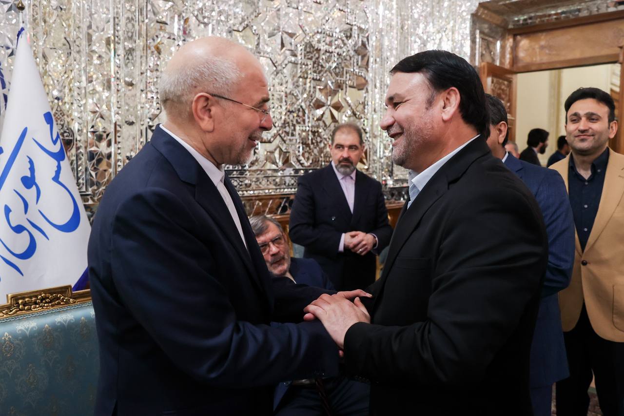 دیدارهای نوروزی جمعی از مسئولان نظام با قالیباف