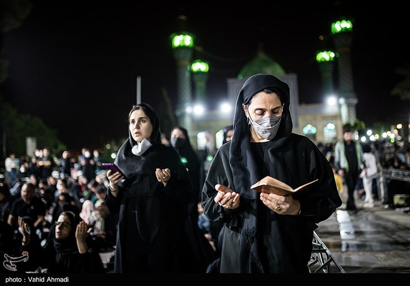  احیای شب قدر در امامزاده پنج تن لویزان