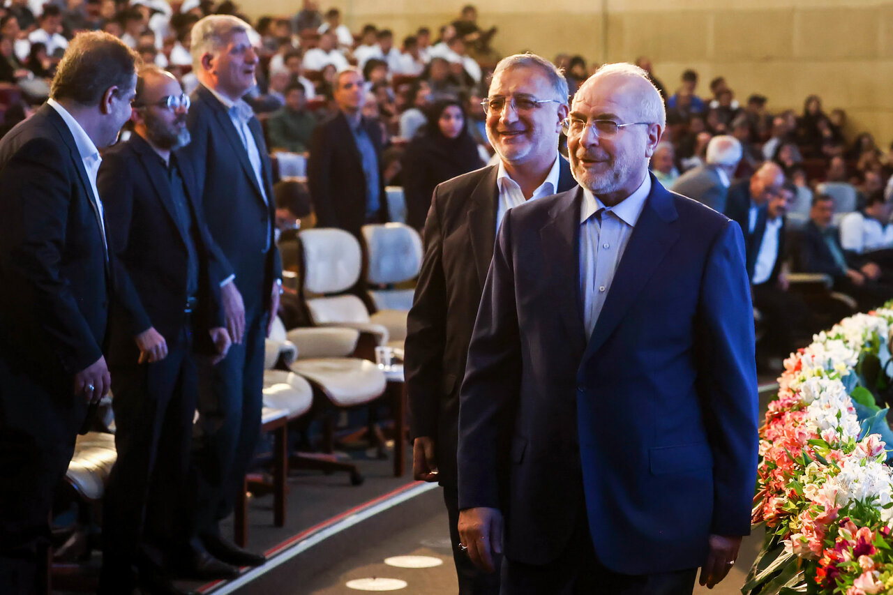  آیین رونمایی از مجموعه ۳۰ جلدی استعمارشناسی ایرانی با حضور قالیباف