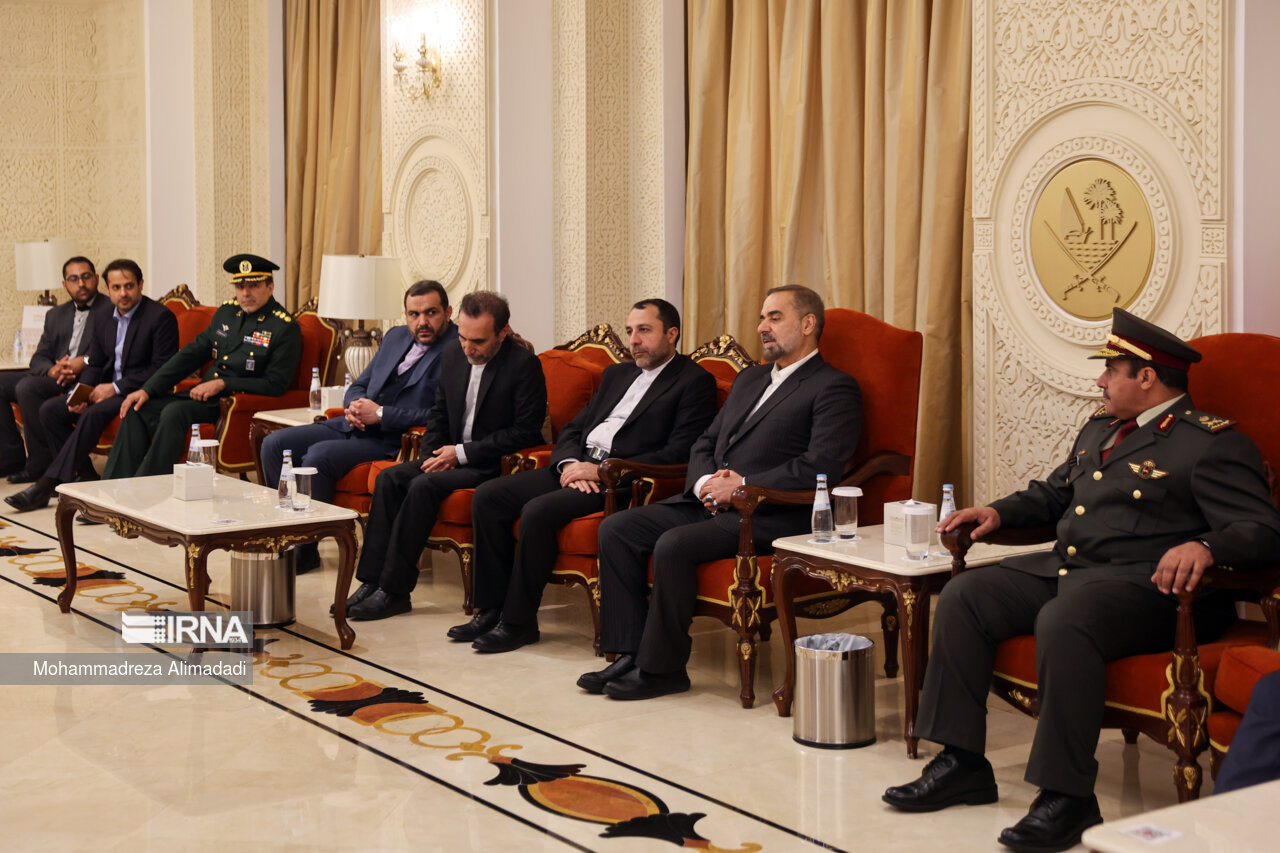 سفر وزیر دفاع به قطر