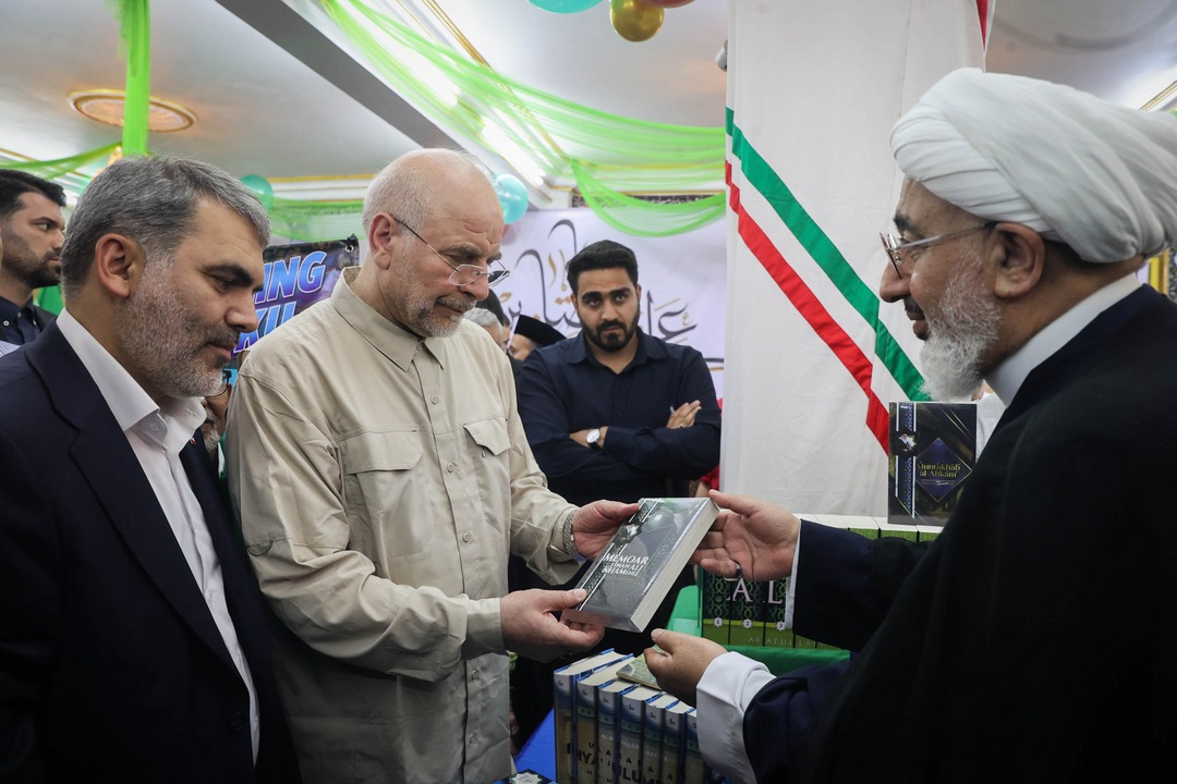 حضور قالیباف در مرکز فرهنگی اسلامی اندونزی