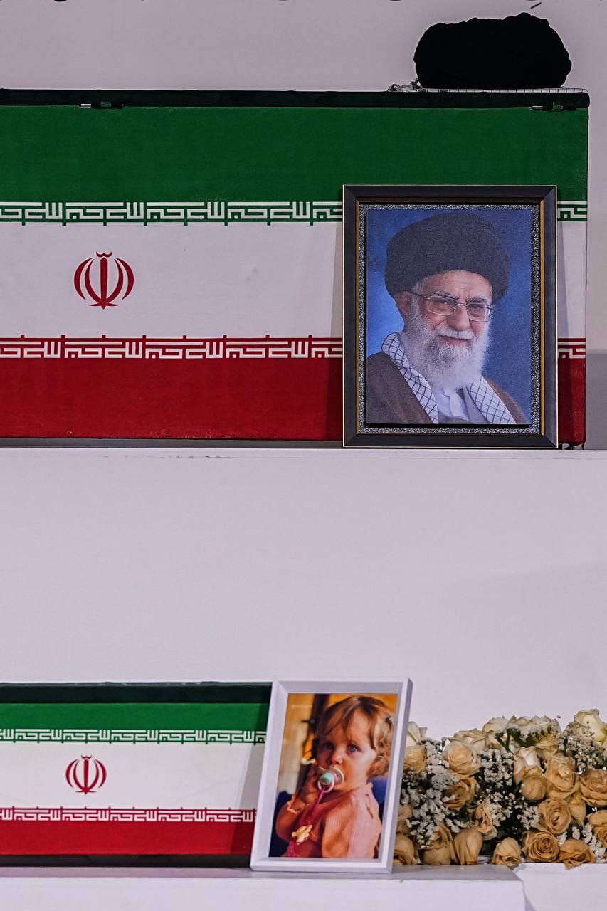 مراسم وداع در مصلی تهران