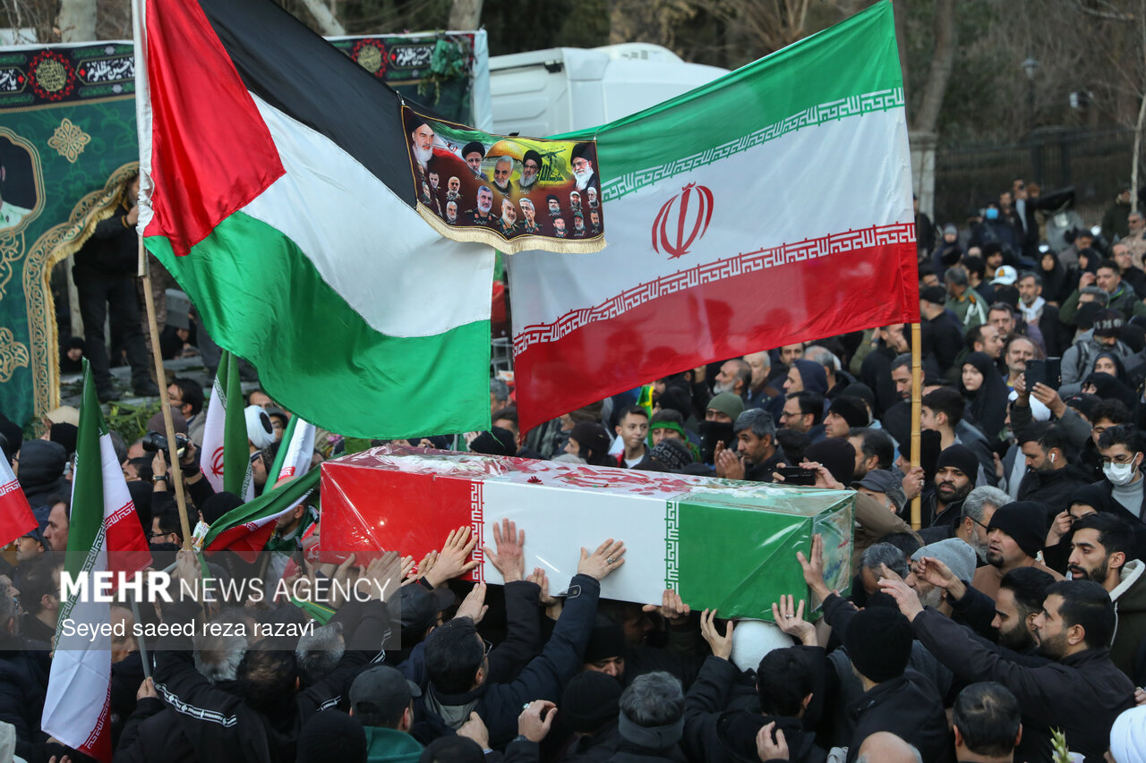 مراسم تشییع پیکرهای مطهر شهدای اغتشاشات