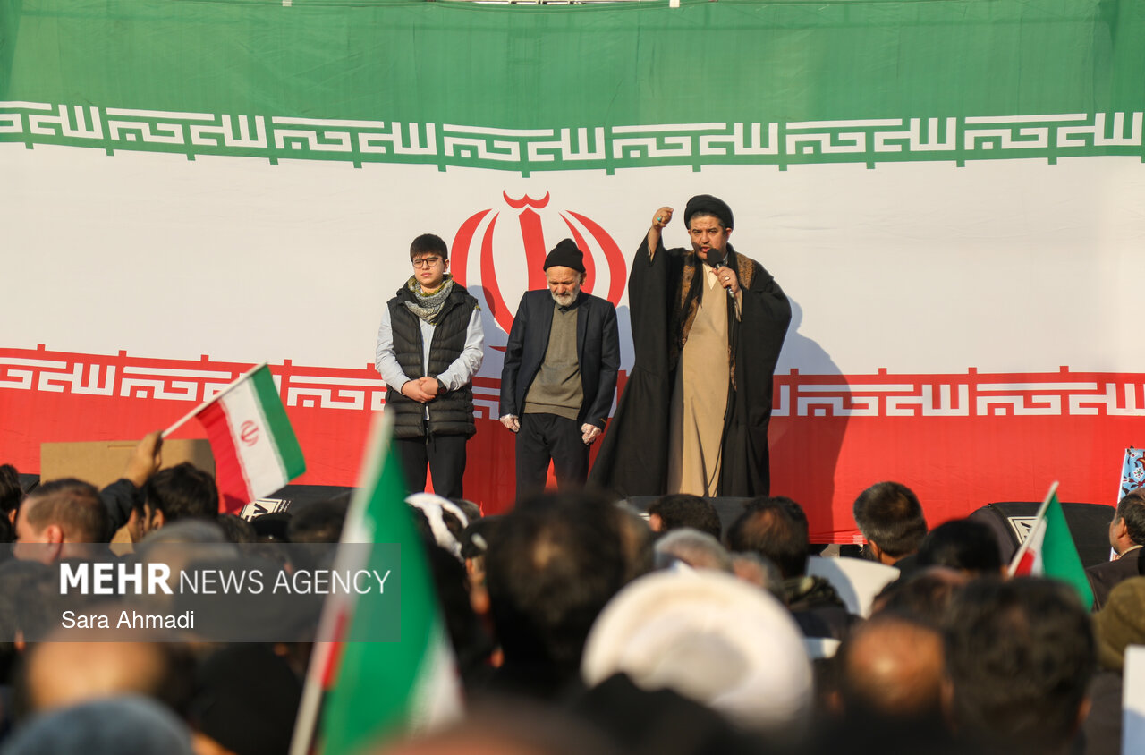 تشییع پیکر مطهر جانباز شهید مدافع امنیت «مهدی ظریف»