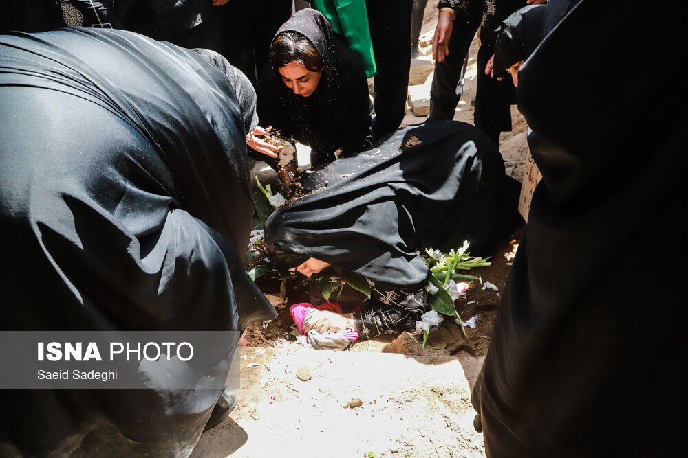 مراسم تشییع و تدفین شهدای تجاوز رژیم صهیونیستی