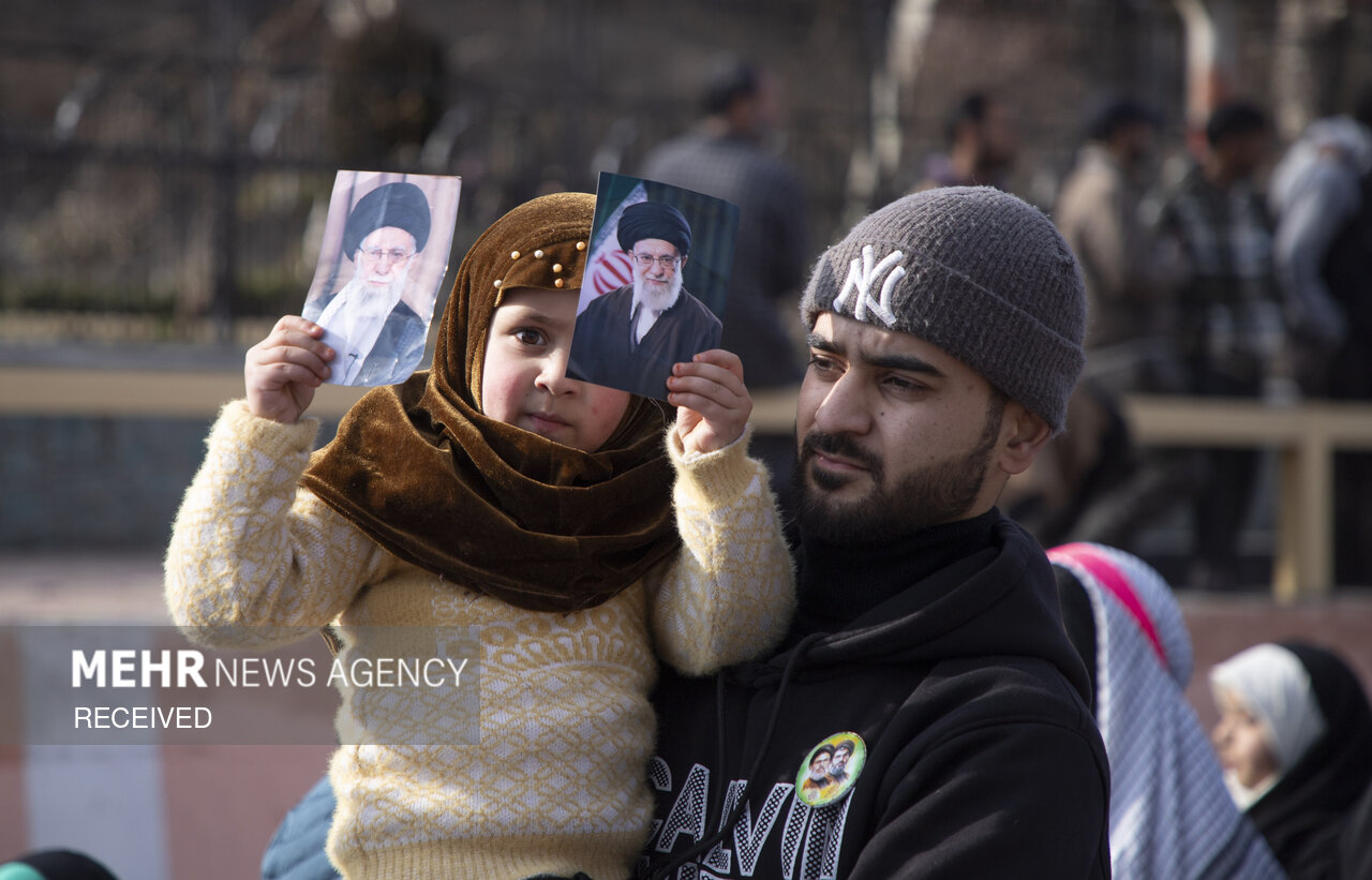 راهپیمایی کشمیری‌ھا در حمایت از رهبر معظم انقلاب