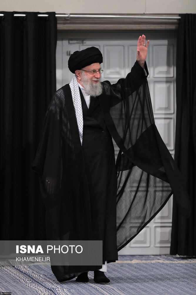  آخرین شب مراسم عزاداری حضرت اباعبدالله الحسین (ع) با حضور رهبری