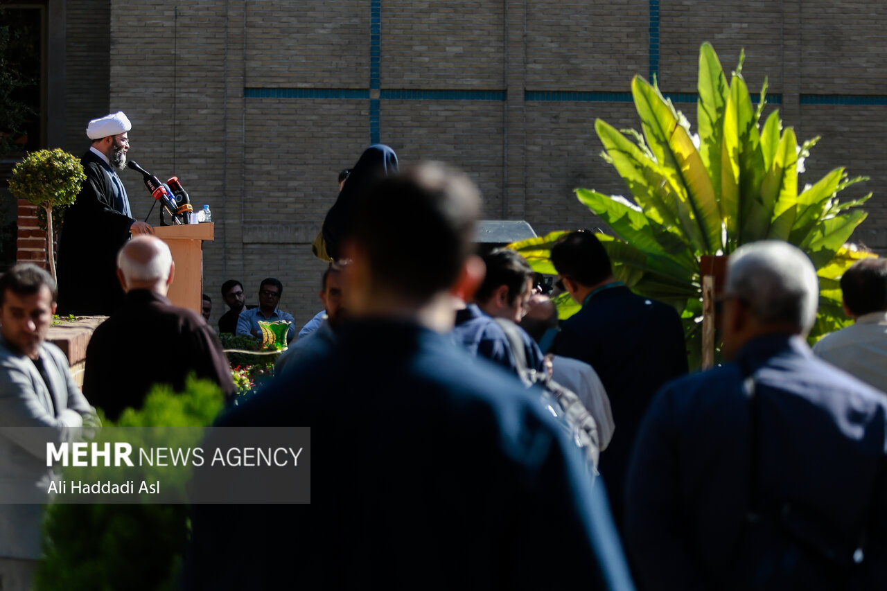 مراسم تشییع پیکر محمد کاسبی