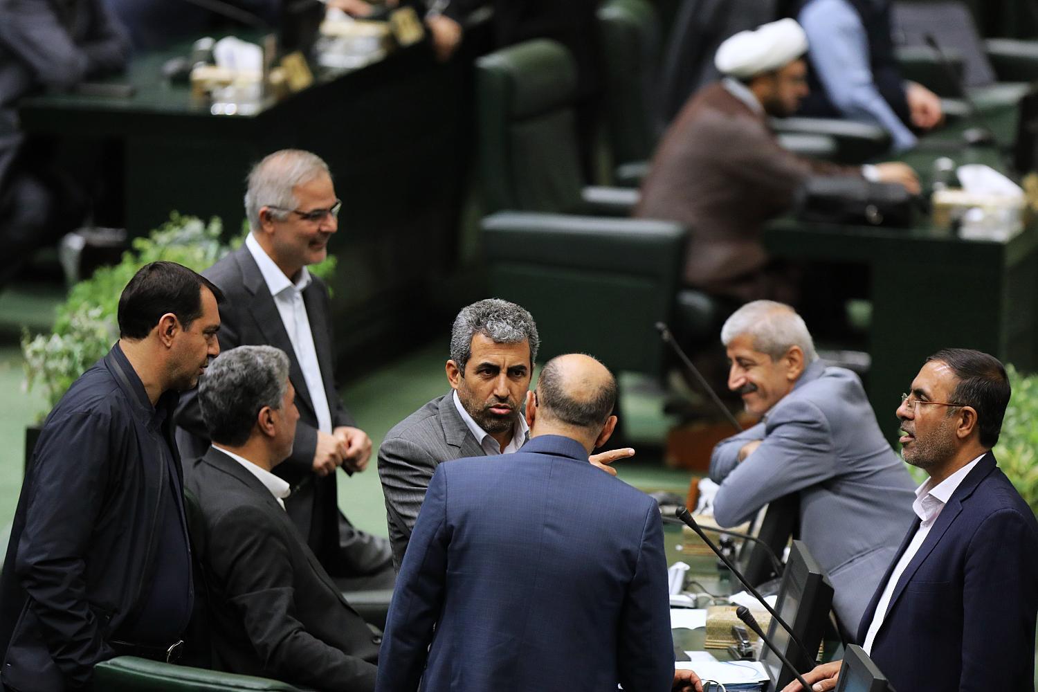 صحن علنی مجلس شورای اسلامی ۲۲ آبان