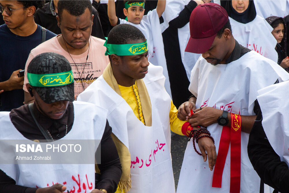 راهپیمایی مردم قم در حمایت از ولایت و مرجعیت شیعی