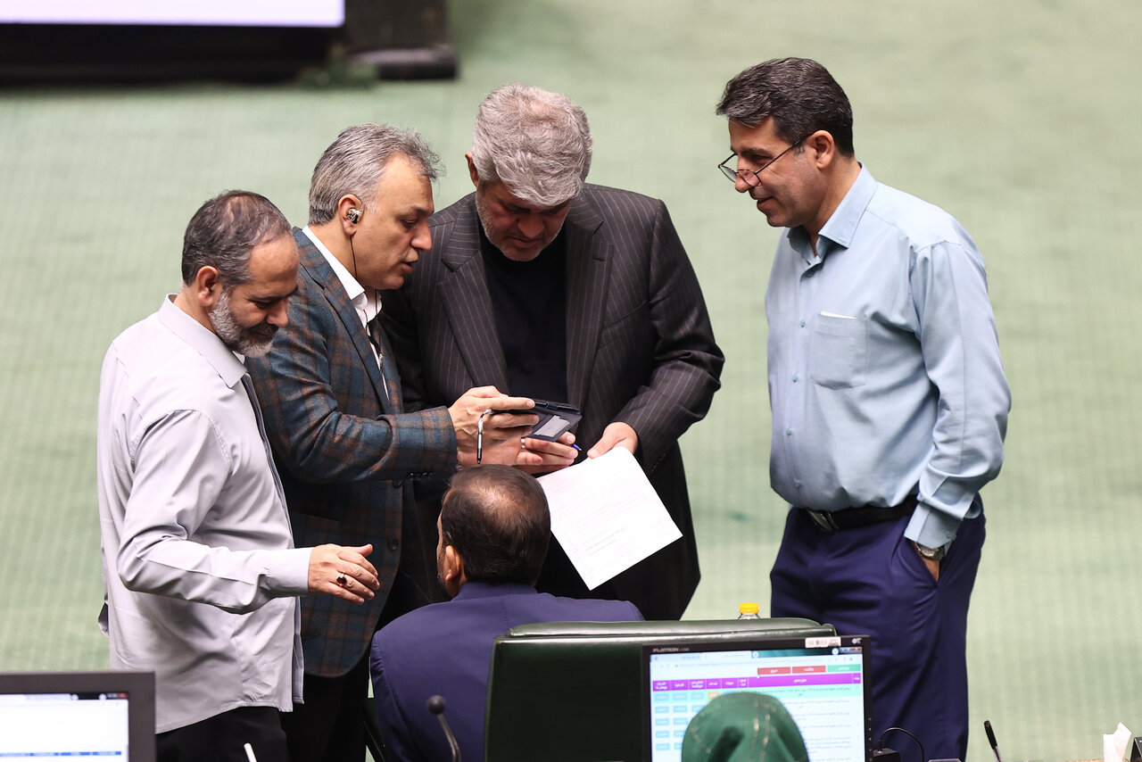 نشست علنی مجلس