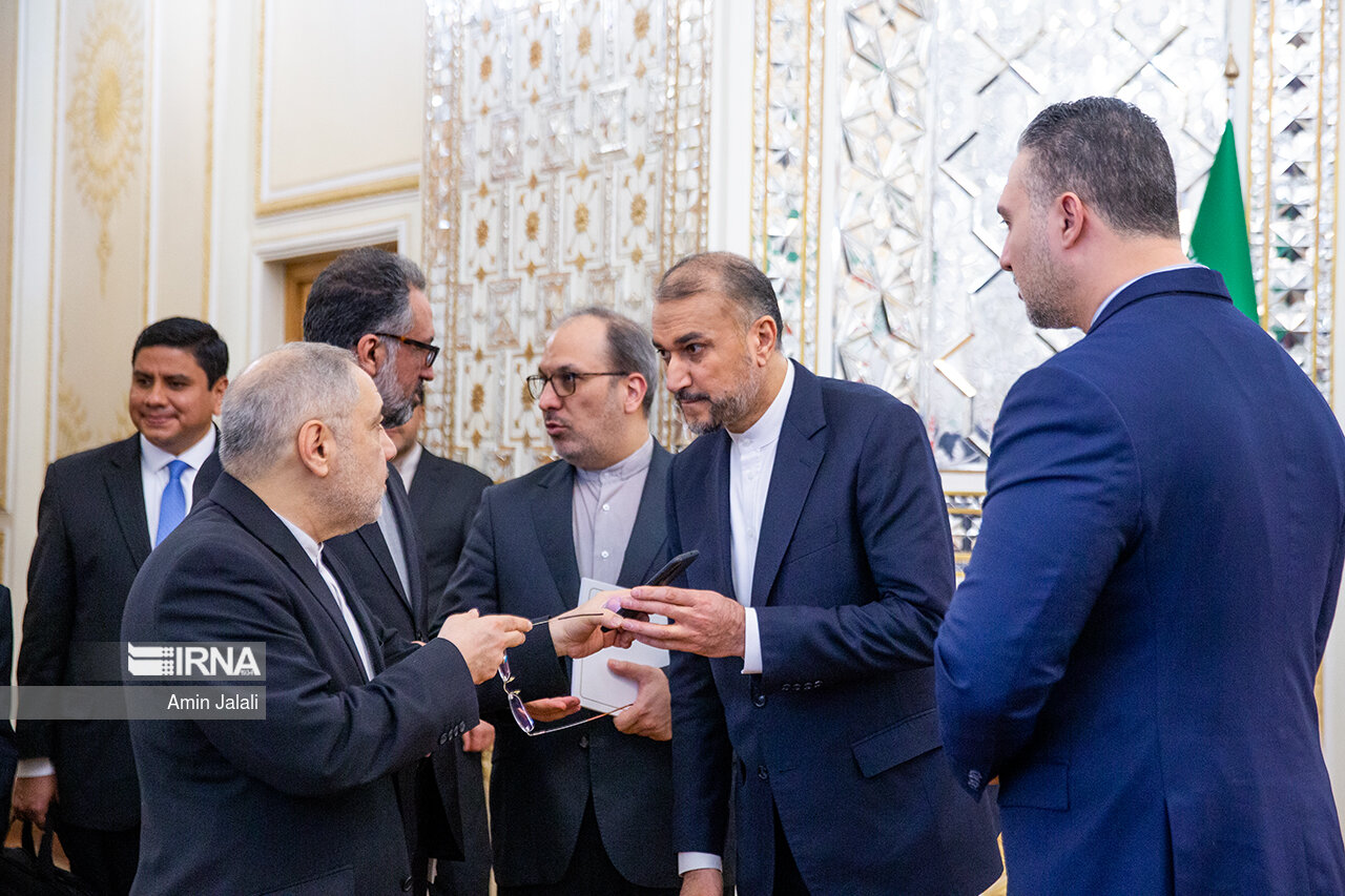 دیدارهای وزیر امور خارجه- ۳ دی ۱۴۰۲