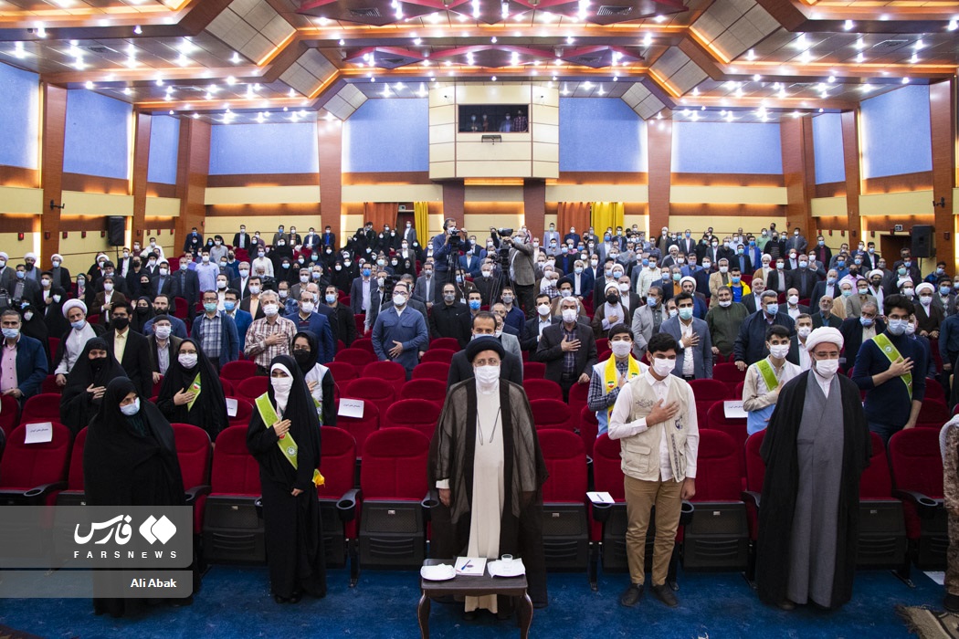 دیدار رئیسی با نخبگان سمنان