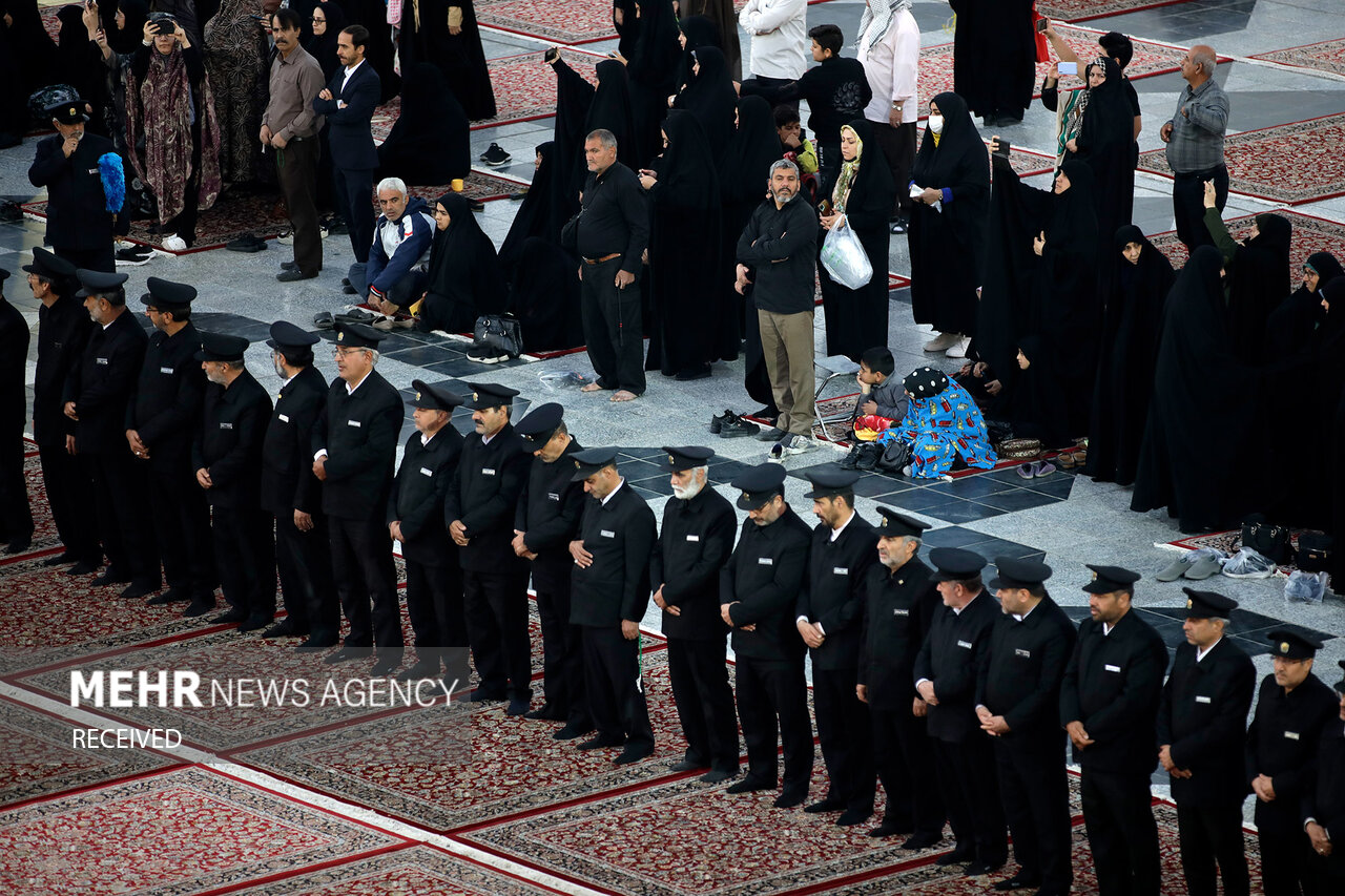 اهتزاز پرچم سبز رضوی 