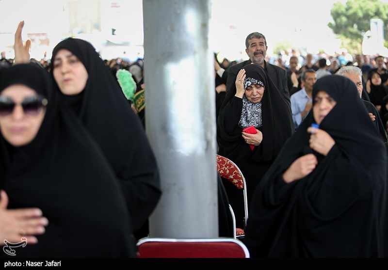 اجتماع صادقیون در فلکه دوم صادقیه