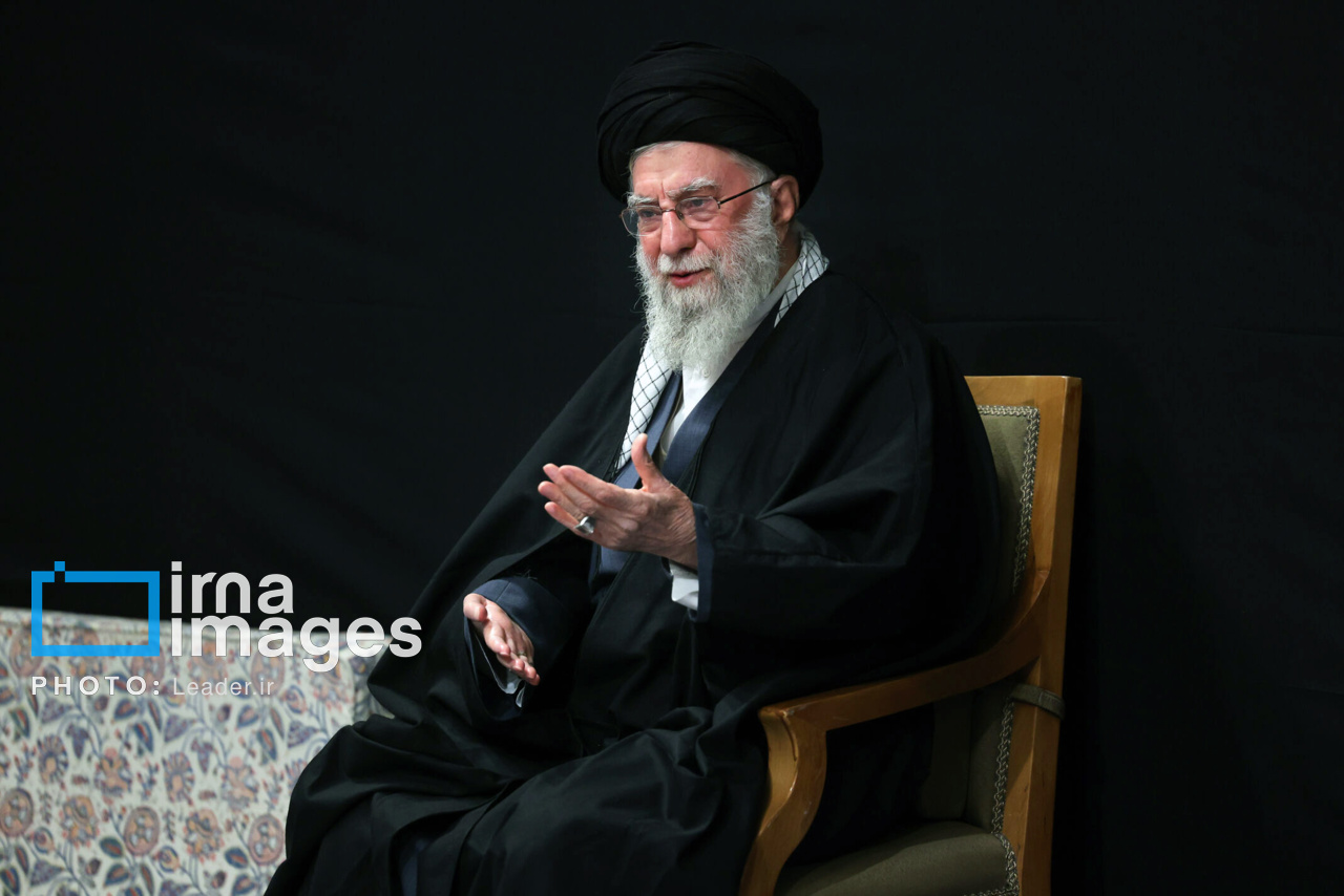 نخستین شب عزاداری ایام فاطمیه با حضور رهبر انقلاب