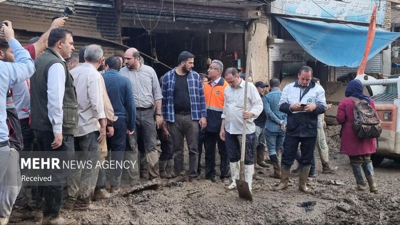 حضور مخبر در مناطق سیل‌زده امامزاده داوود