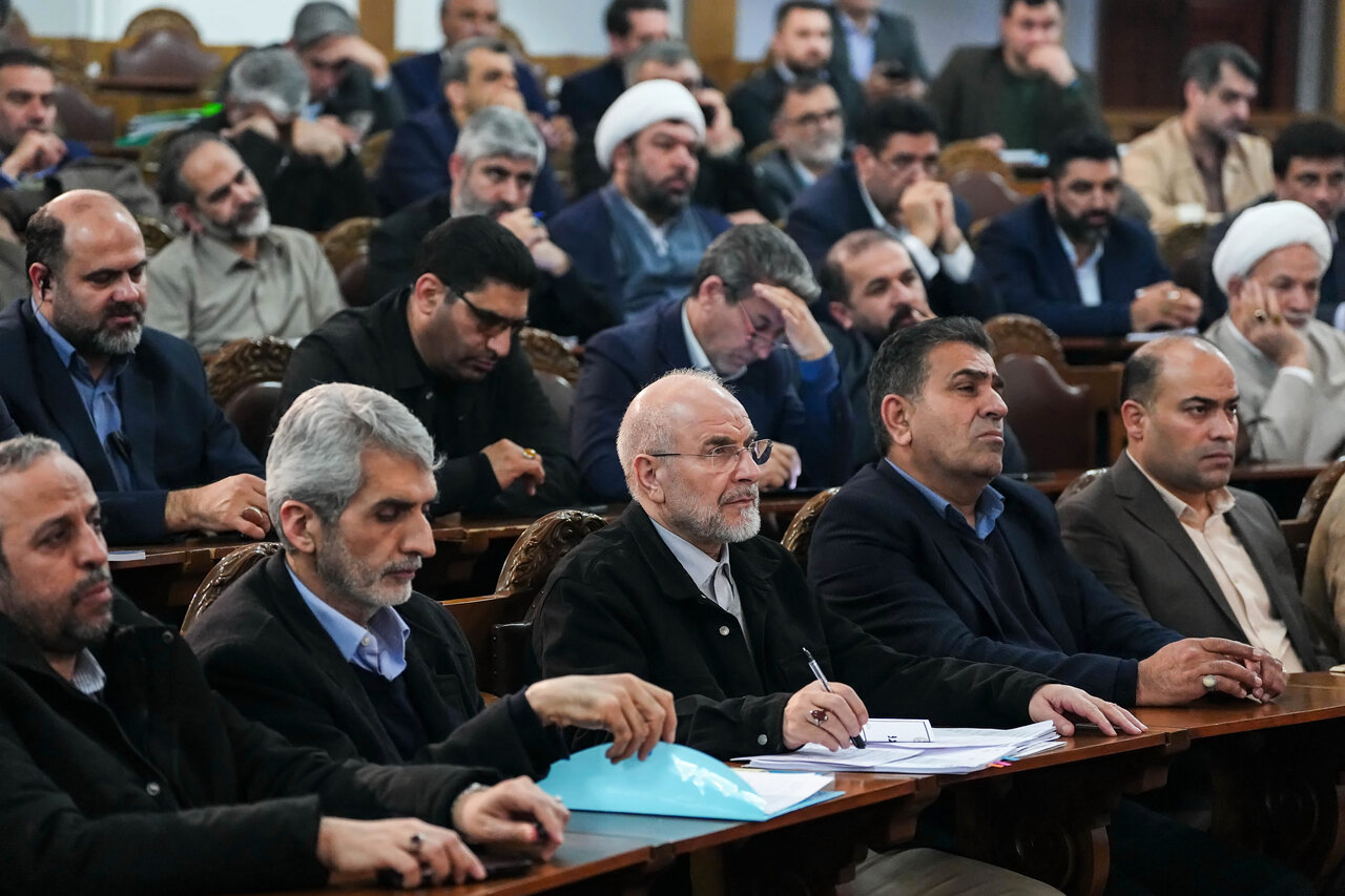 حضور قالیباف در نشست اعضای هیأت‌های عالی نظارت 