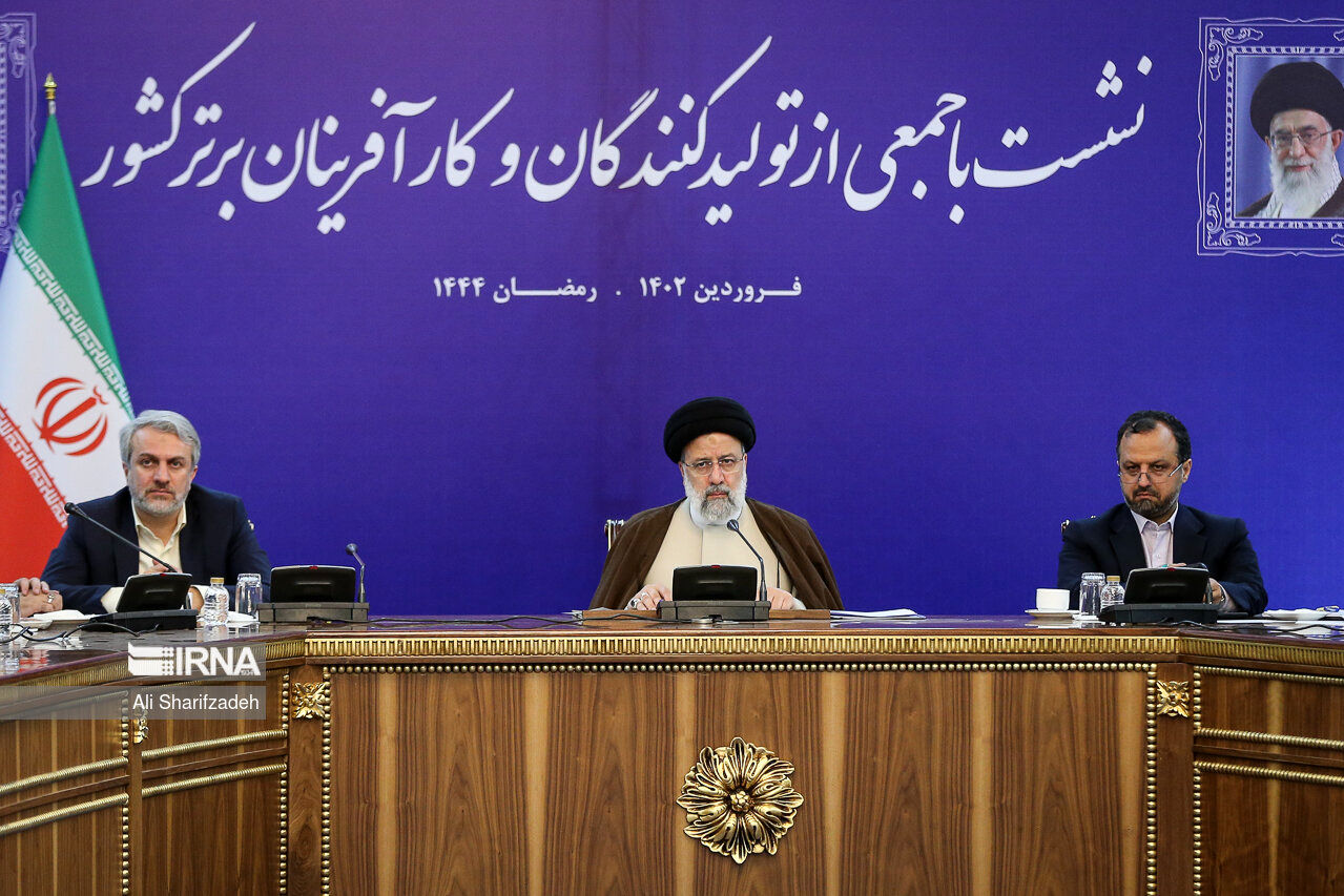 دیدار تولیدکنندگان و کارآفرینان با رئیس جمهور