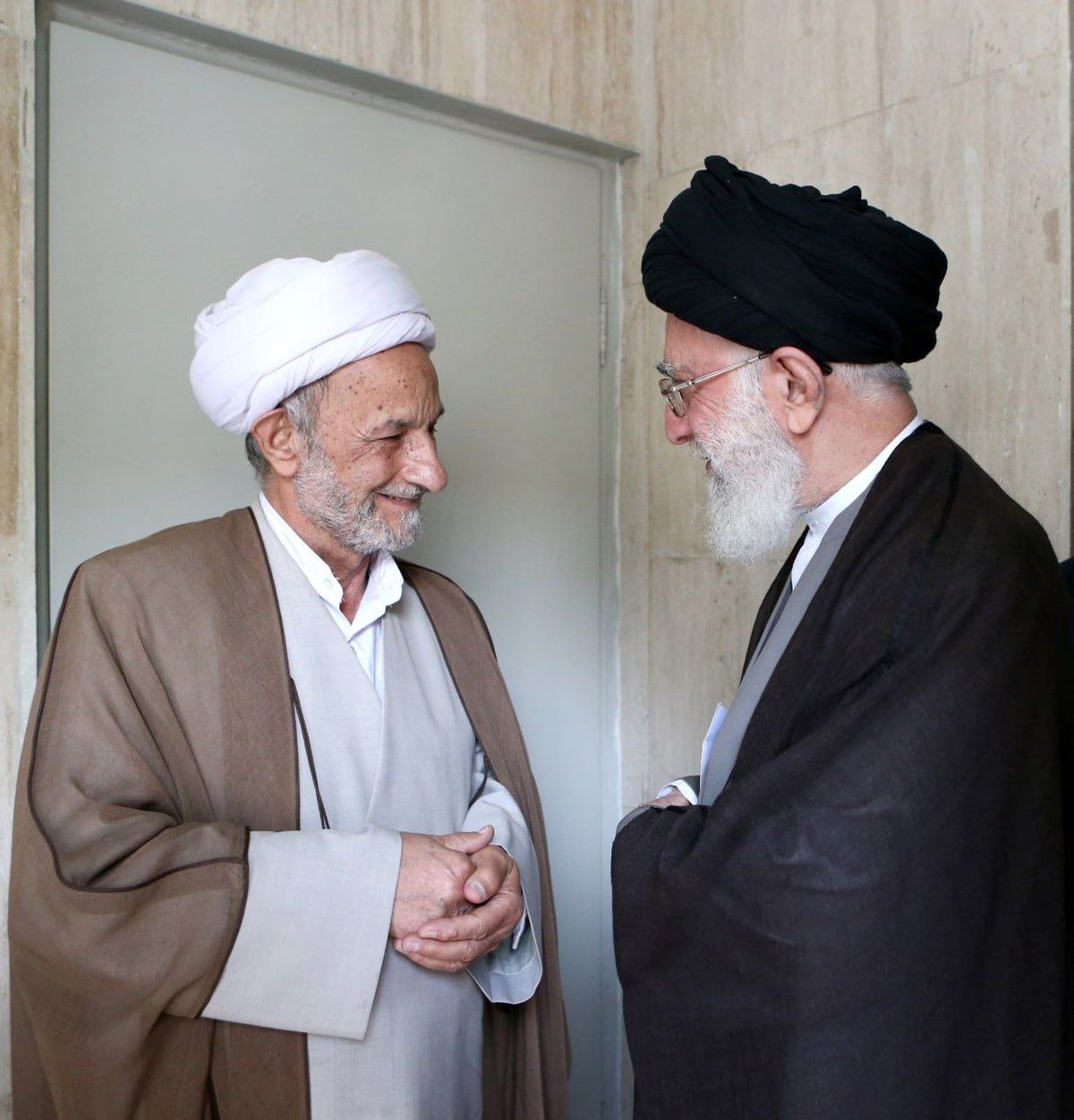  پیام تسلیت رهبر انقلاب درپی درگذشت حاج شیخ غلامرضا اسدی