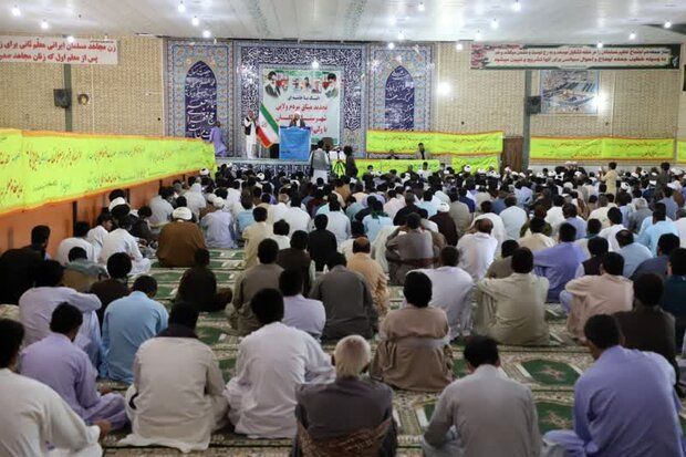 حجتالاسلام حاج علی اکبری: دشمن در حال انتقام از مردم است