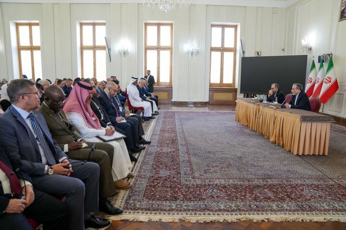 واکنش صریح عراقچی به اتهامات هستهای