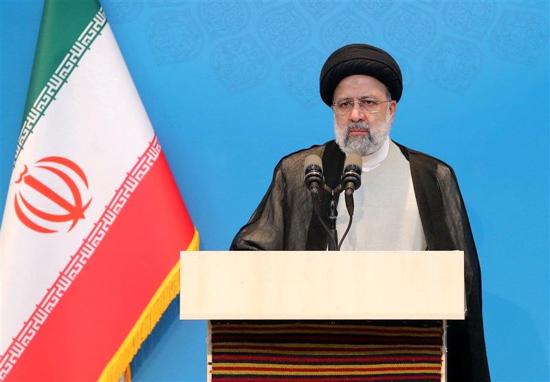 رئیسی: عقب ماندگیهایی در تحقق علوم انسانی ترازِ انقلاب وجود دارد