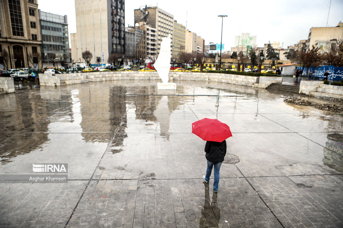 امشب تهران باران و برف میبارد