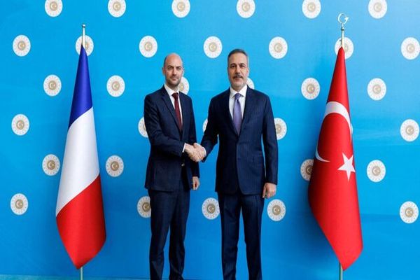 ایران موضوع دیدار وزیران خارجه ترکیه و فرانسه