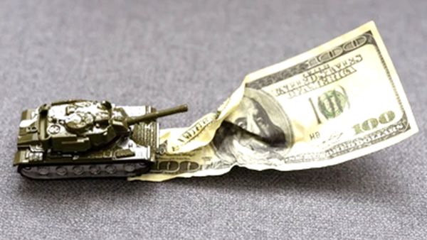 واکنش دلار به خبر حمله آمریکا به ایران | قیمت دلار چقدر ریخت؟