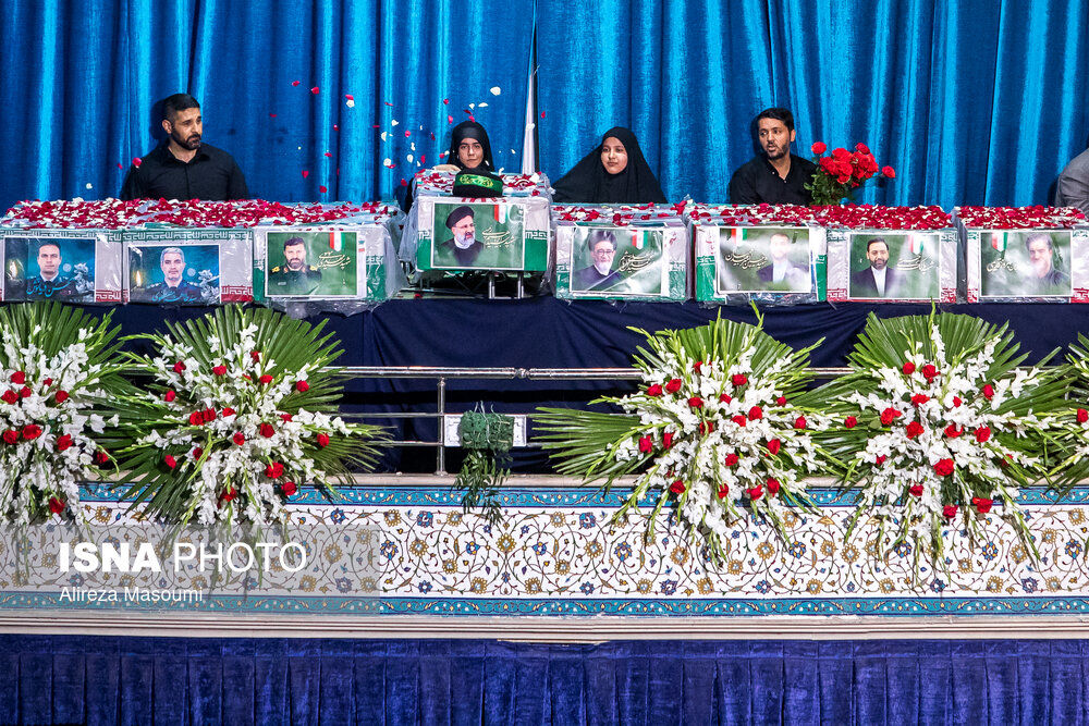 ورود پیکر مطهر شهدای خدمت به دانشگاه تهران