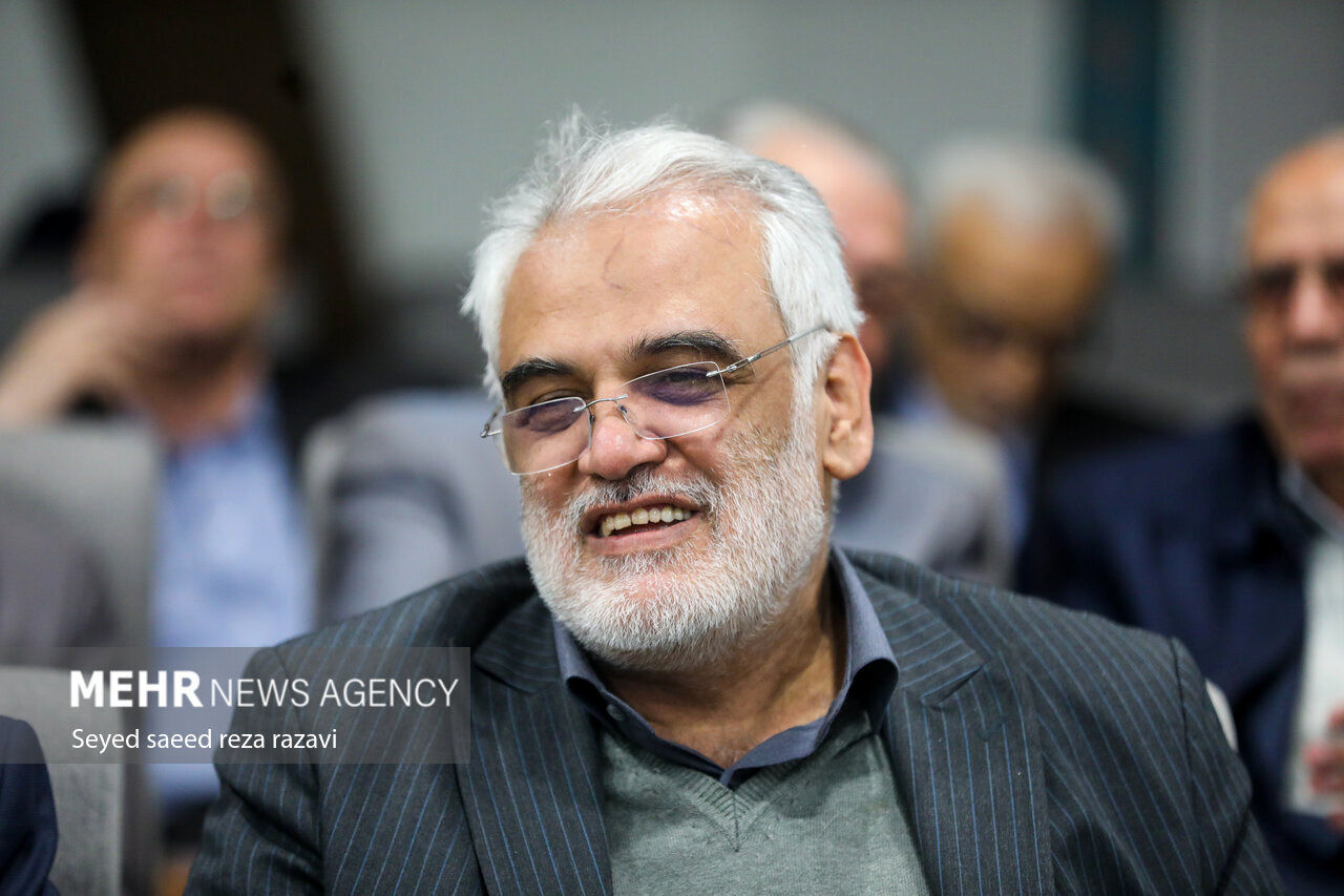 آرامگاه ابدی شهید طهرانچی و همسرش در آستان مقدس حضرت عبدالعظیم(ع)